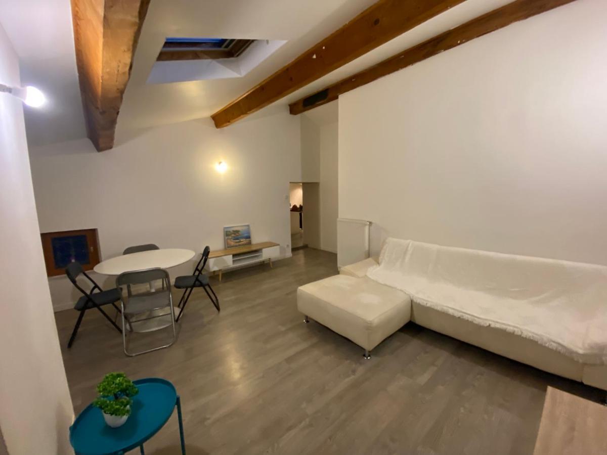 Muret T2 Etage Экстерьер фото